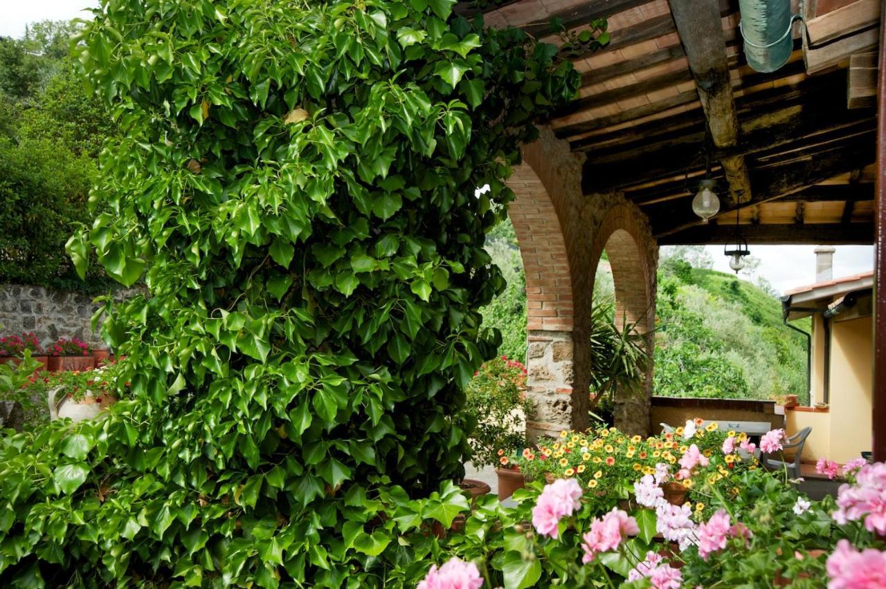 Hotel Girifalco - Nature & Relax マッサ・マリッティマ エクステリア 写真